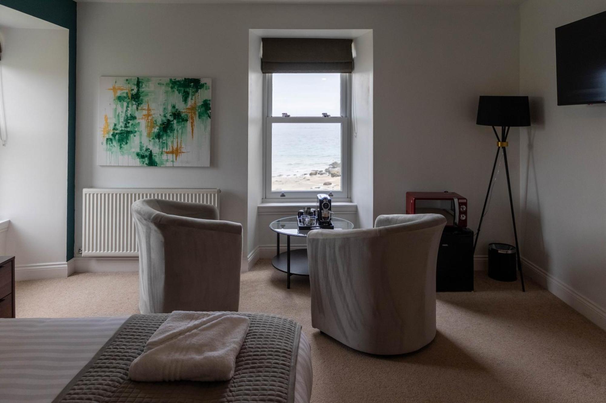 Marine Aparthotel *